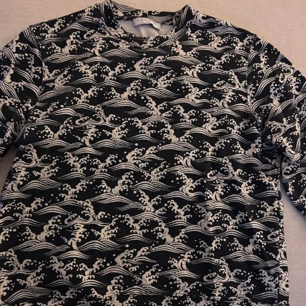 Sandro Paris men's light sweatshirt size L (fits like a fitted men's Medium)